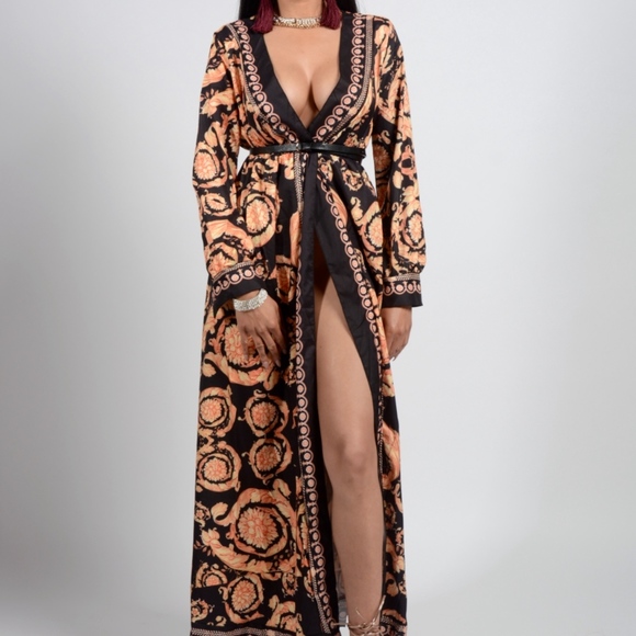 Black and Gold Maxi Dress - Picture 2 of 6